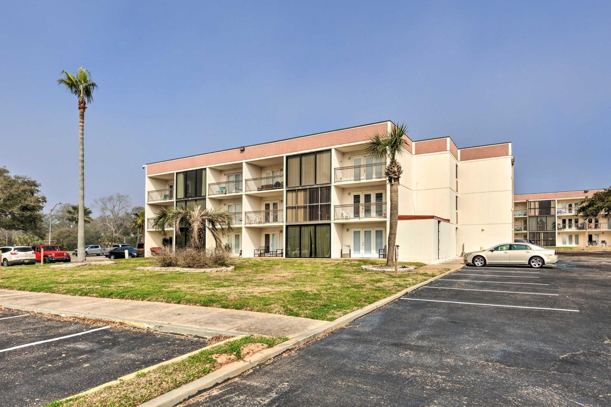 Ground-Floor Condo - Walk To Beach And Casino! Biloxi Exterior photo